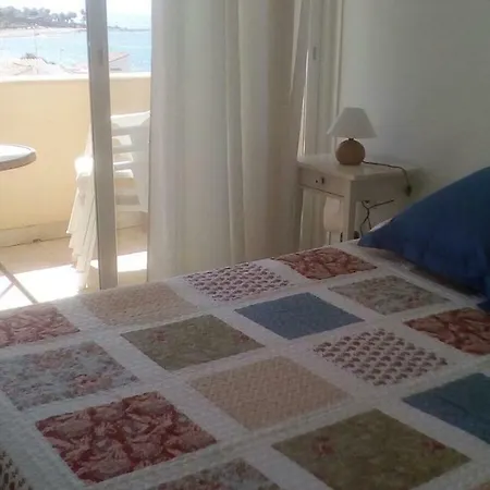 Apartamento Casa Cachita-en 1ª Línea De Playa Estepona